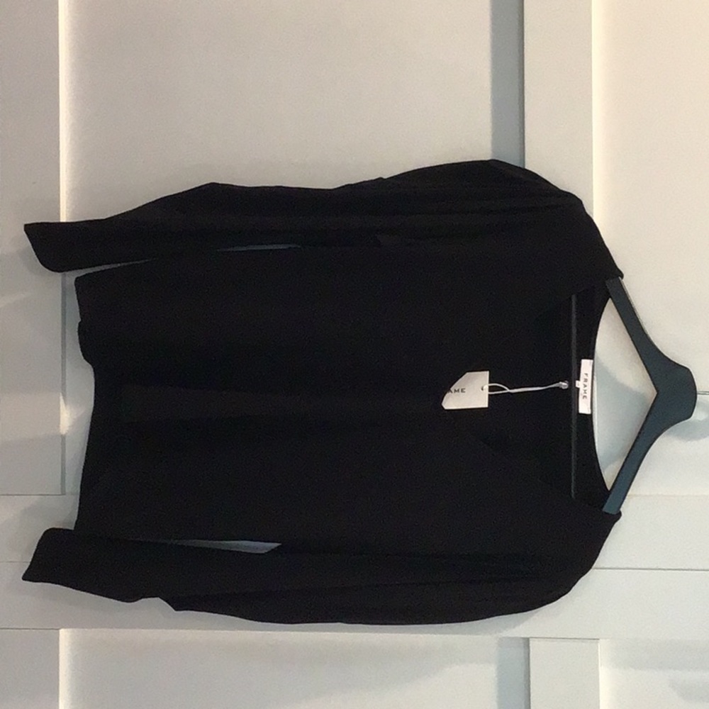 Frame puffy shoulder jersey top